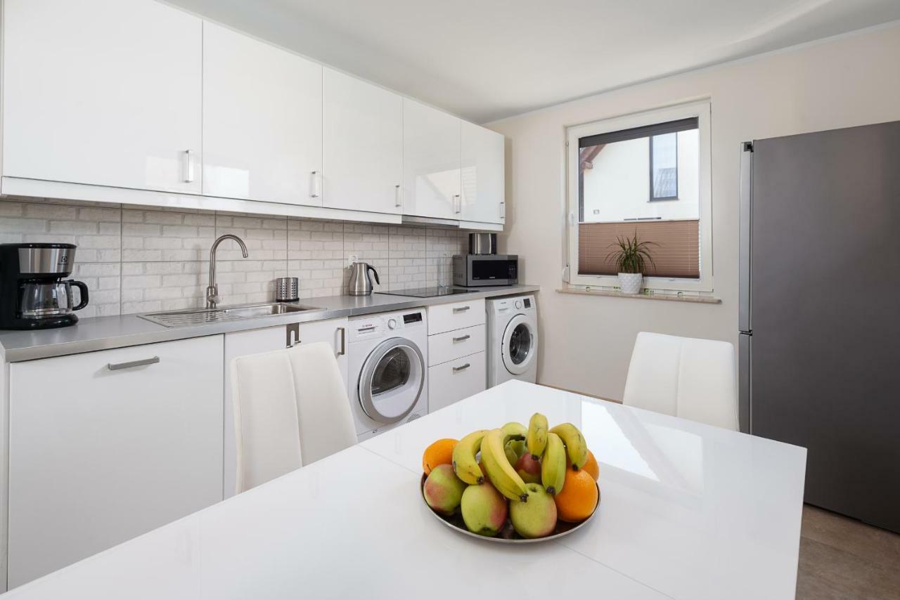 Morskie Apartamenty "Apollo" Wladyslawowo Bagian luar foto